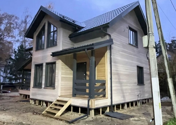 Каркасный дом «Валенсия» 8,3x9 в Посёлок Всесоюзного электротехнического института им. Ленина, фото 1